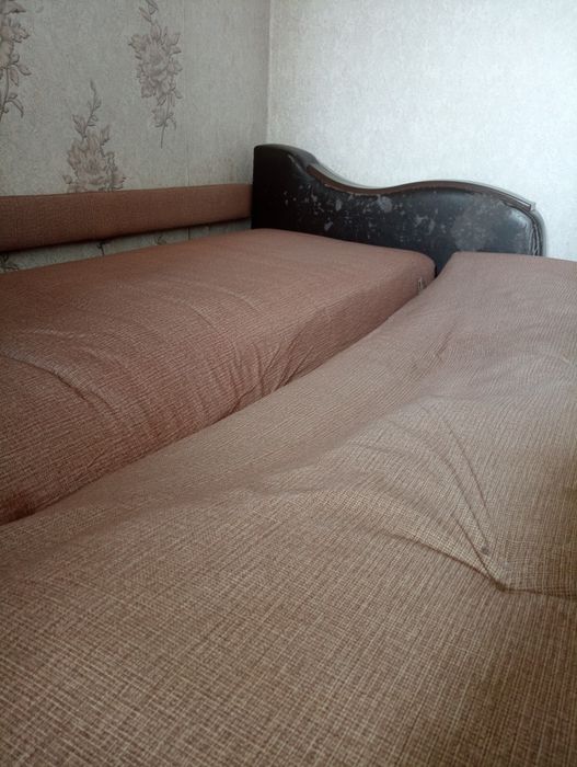 Диван 2,2*1, 1 бесплатно