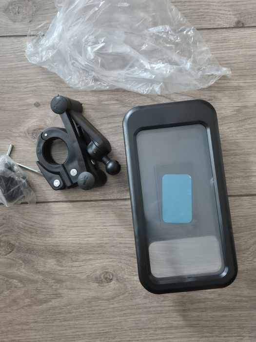 Водоустойчив мотоциклетен държач за мобилен телефон