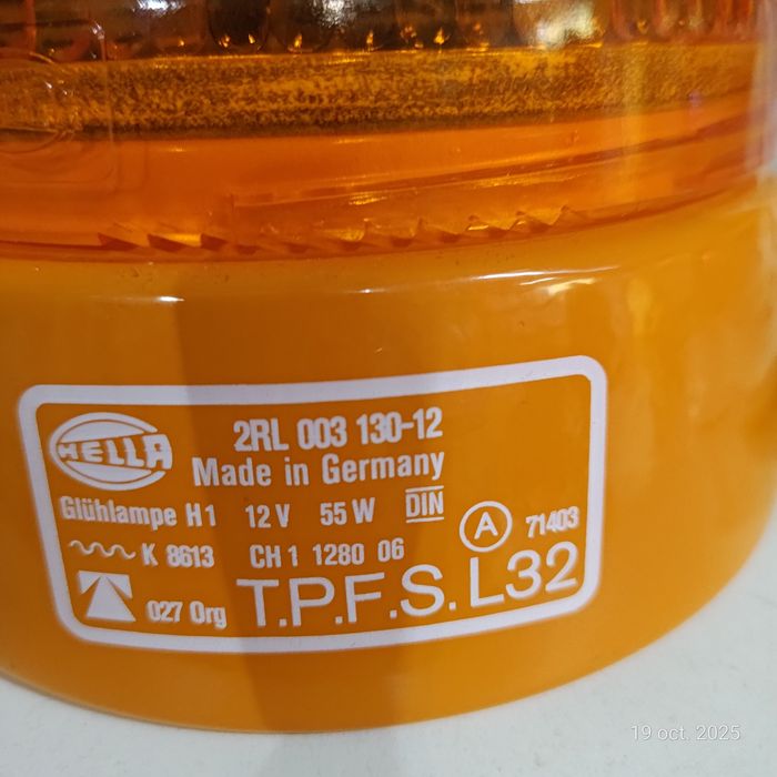 Vând diferite piese tractor