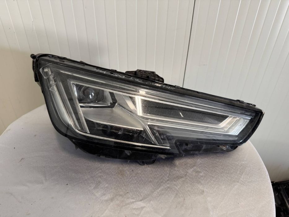 Far dreapta Audi A4 B9 MATRIX 2017/2018/2019/2020