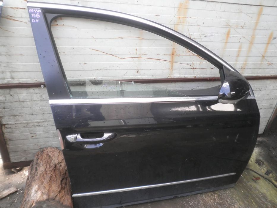 Usa dreapta fata VW Passat B6
