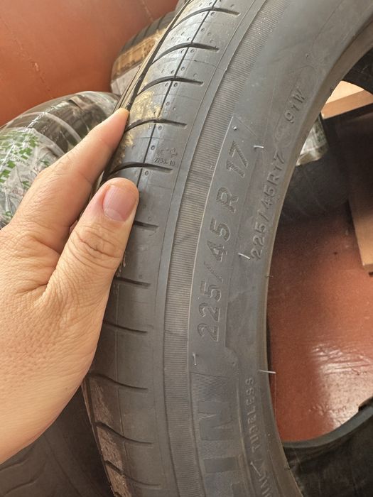 Продам Michelin 225/45/ 17