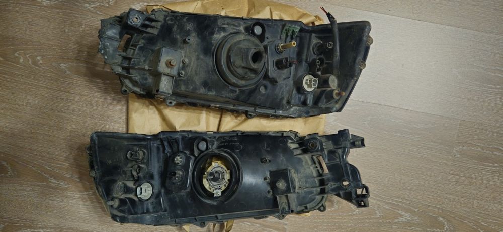 Фары Subaru Forester SG5 под ремонт