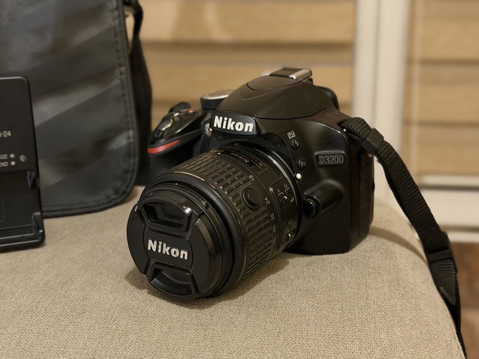 Фотоапарат Nikon D3200, AF-S NIKKOR 18-55mm