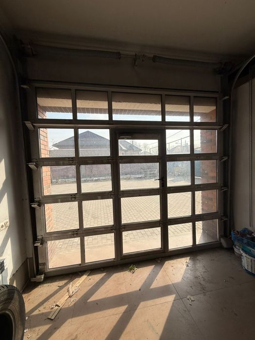 Срочно продам секционные ворота