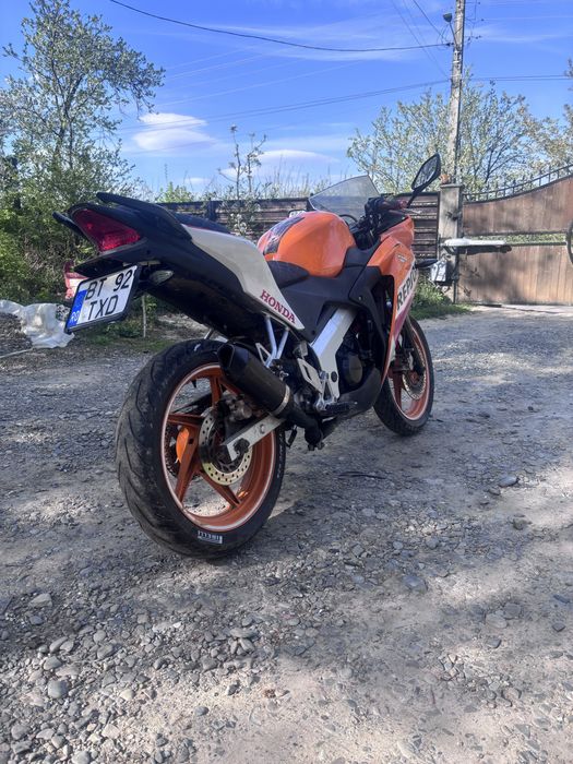 Honda cbr repsol 125