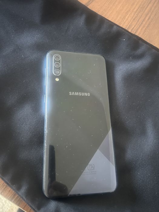 Продам самсунг А30s
