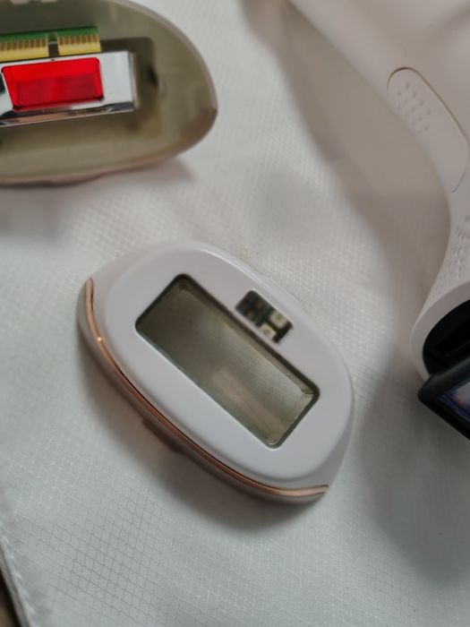 Philips Lumea SC1997/00 фотоепилатор – отлично състояние