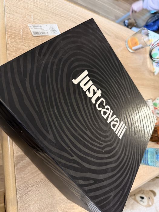 Оригинални Just Cavalli кожени обувки – висок клас, с кутия