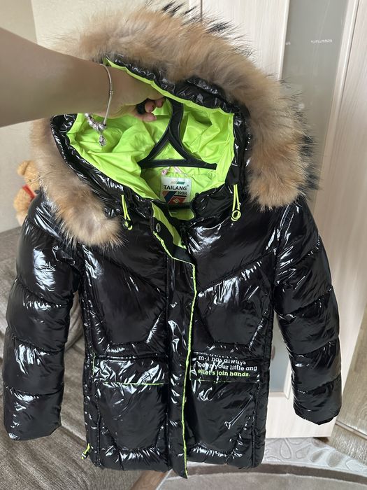 Куртка зимняя на девочку 7-8 лет