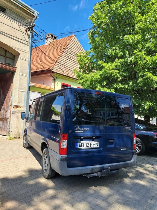 Ford transit 8+1