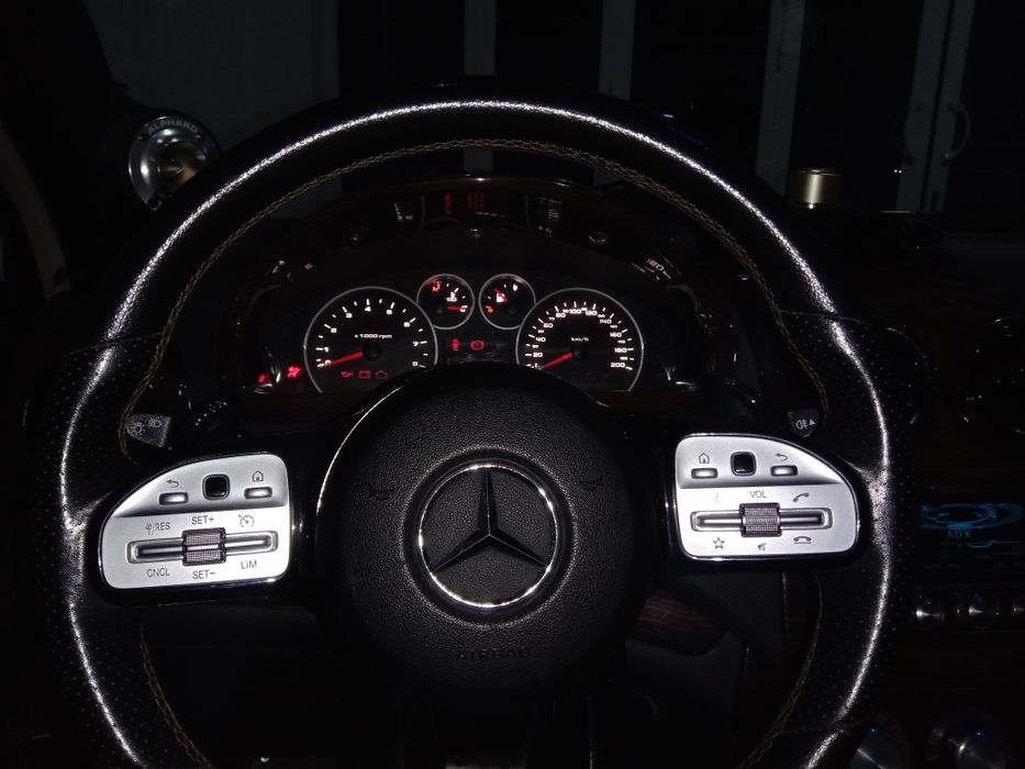 Автомобил сотилади