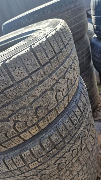 Продам комплект шин всесезонка 255-55 r18