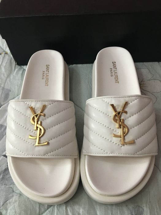 Тапочки SAINT LAURENT новый