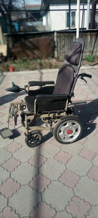 Инвалидная коляска