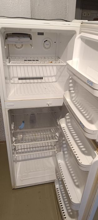 Холодильник продам