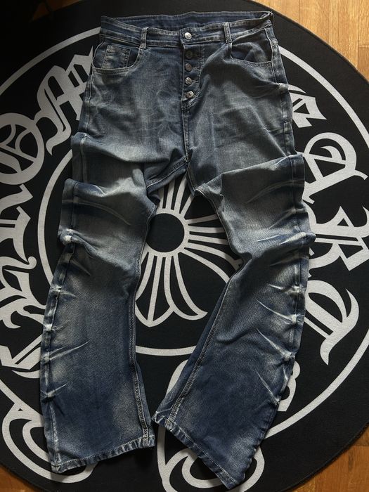 Bootcut Curved Swag Jeans