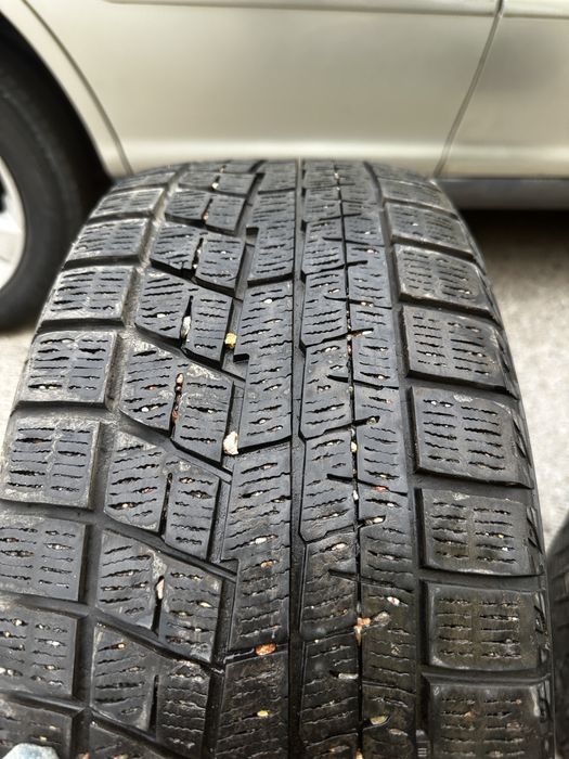 Продам зимние шины с дисками 225 55 R16