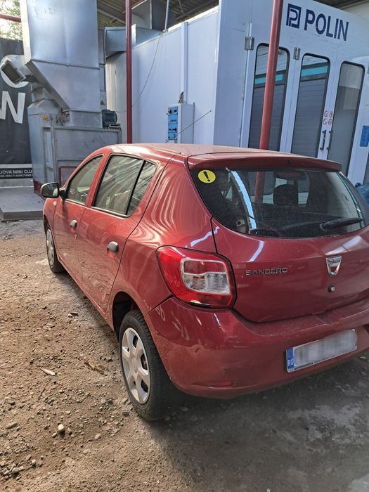 Dacia Sandero 1.2 Benzină, 2016, 17.000 km REALI – avariată, ideală pentru reparație sau dezmembrări