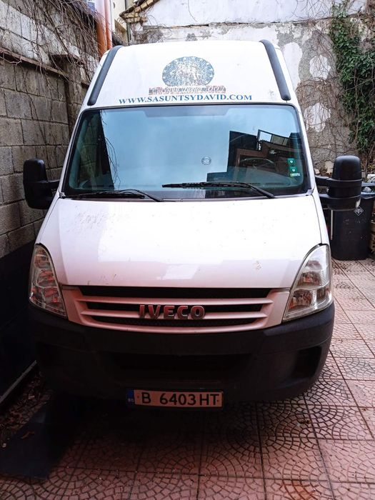 Продавам Микробус Iveco