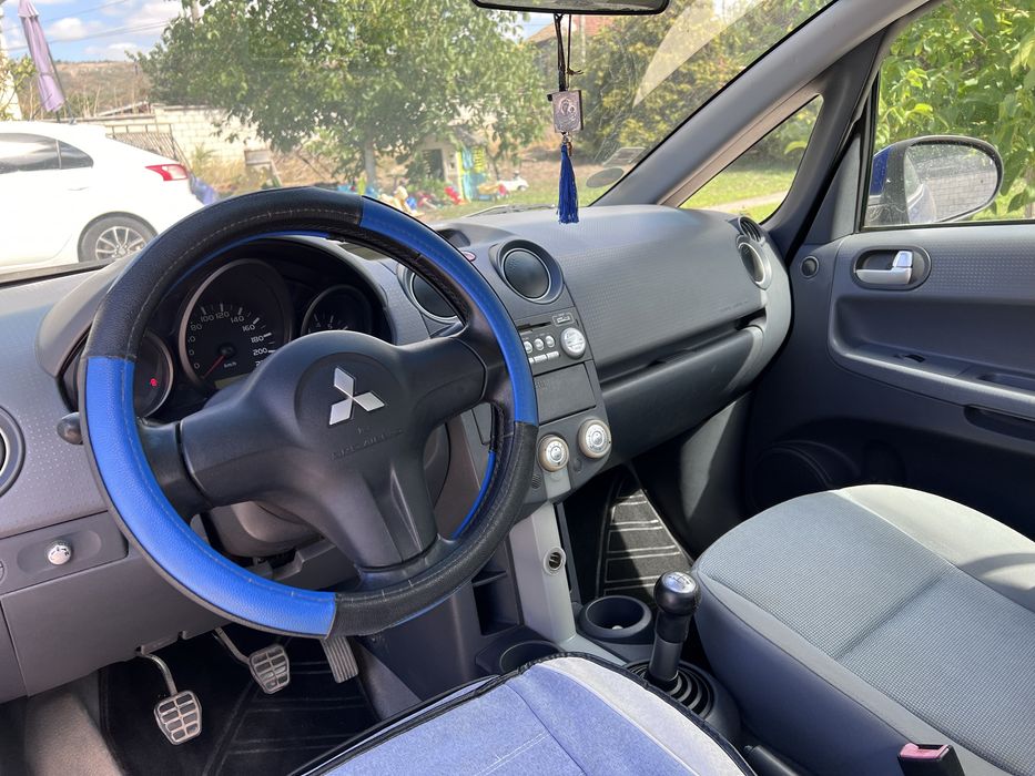 Mitsubishi colt CZC кабриолет