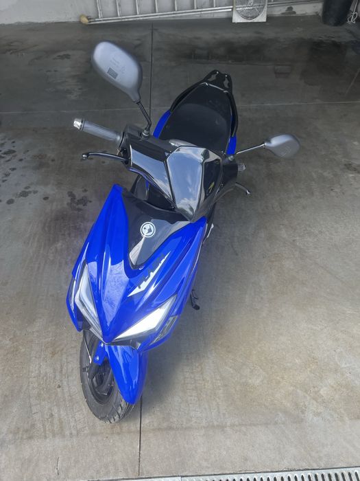 Скуттер  Barton Flash 50