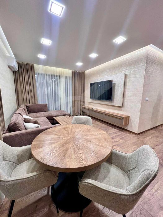 Дава се под наем двустаен апартамент с гараж в Кючук Париж! 11852511