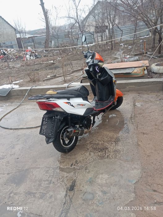 Мопед м8 венам     .