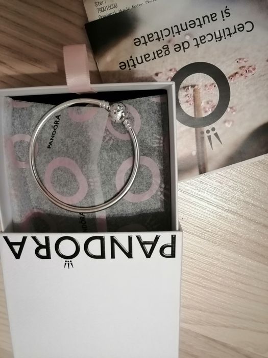 Brățară Pandora cu stelute