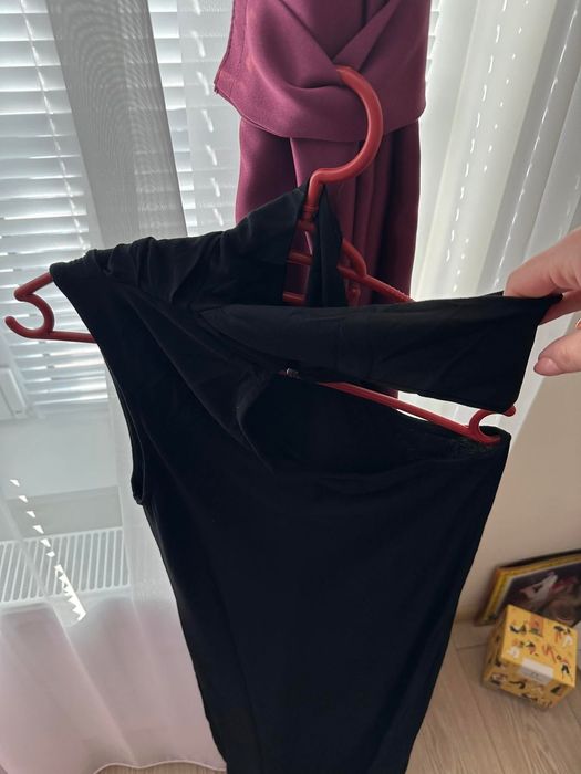 ASOS чисто нова рокля с актуална щампа 39лв.