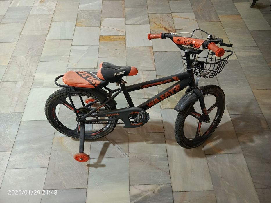 Velosiped sotiladi yangi haydalmagan