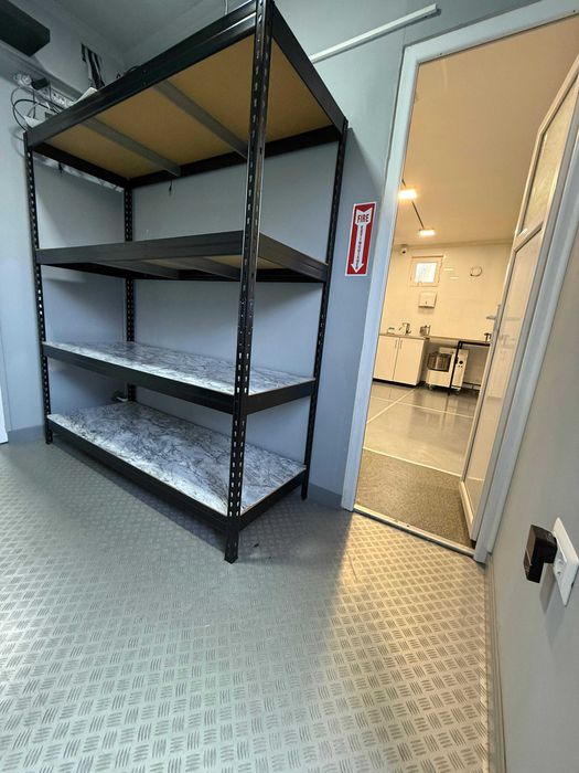 Spatiu comercial/bucatarie profesionala de inchiriat