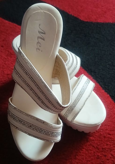 Saboți damă, Noi Mărimea 38