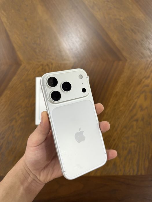 Iphone 17 pro 256 gb silver esim
