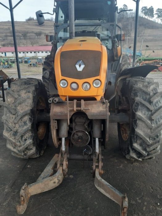 Dezmembram Renault Ergos 440