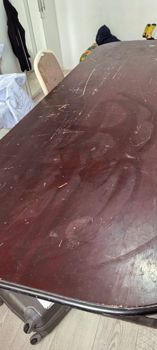 Стол сатылады ұзындығы 3 метр