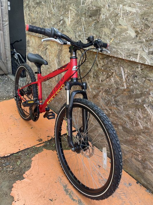 Bicicleta carrera blast frane pe disc roti 24” cadru aluminiu