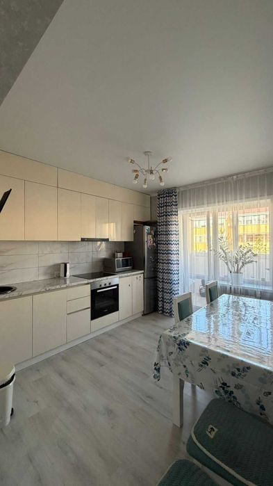 Продам 2 ком кв в ЖК Самал