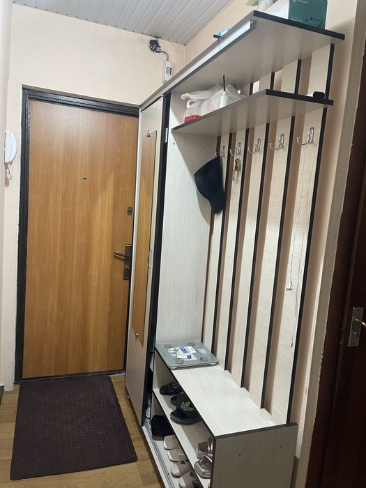 Прихожий шкаф с зерколом