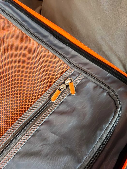 2 броя Куфар American Tourister Bon Air Dlx 55 см. и 66 см. Samsonite