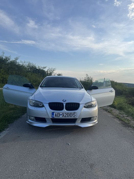 BMW e92 320i NFL