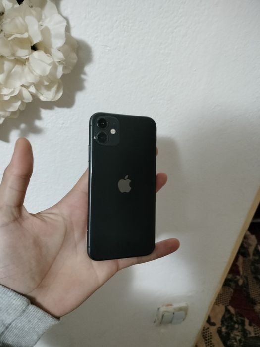 Vând sau schimb iPhone