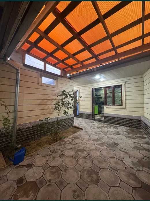 Срочно сдается дом 2 комнаты,0,8 сотки,ул.Муйнайская.