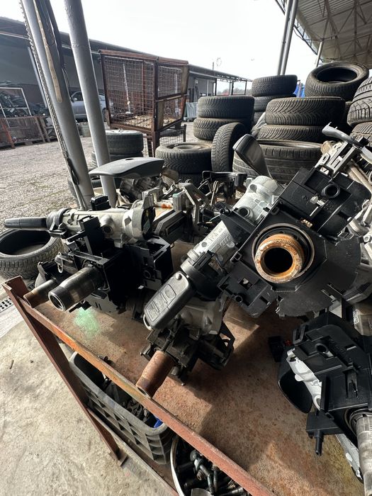 Патрон контактен със ключ