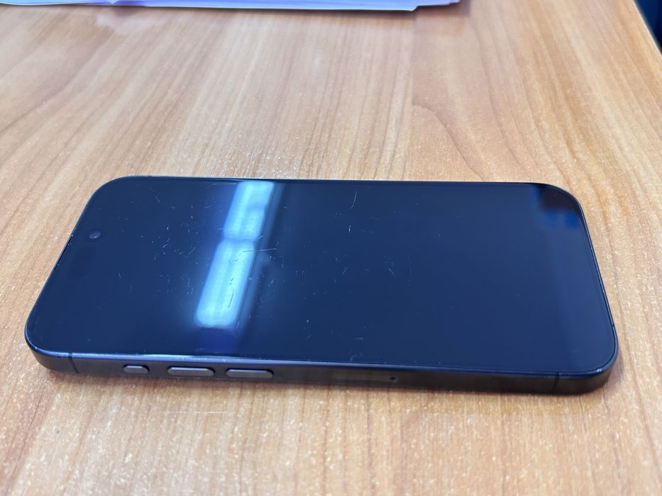 IPhone 15 pro 128g