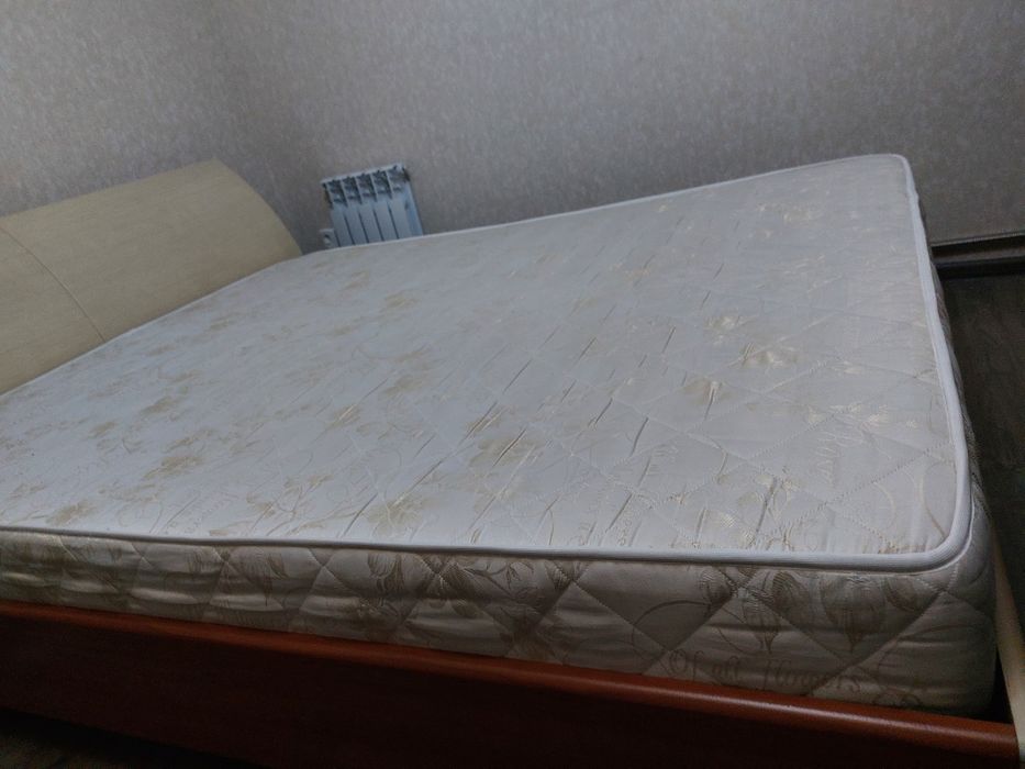 Продам матрас 160×200