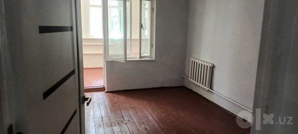 Продам 4х комнатную квартиру