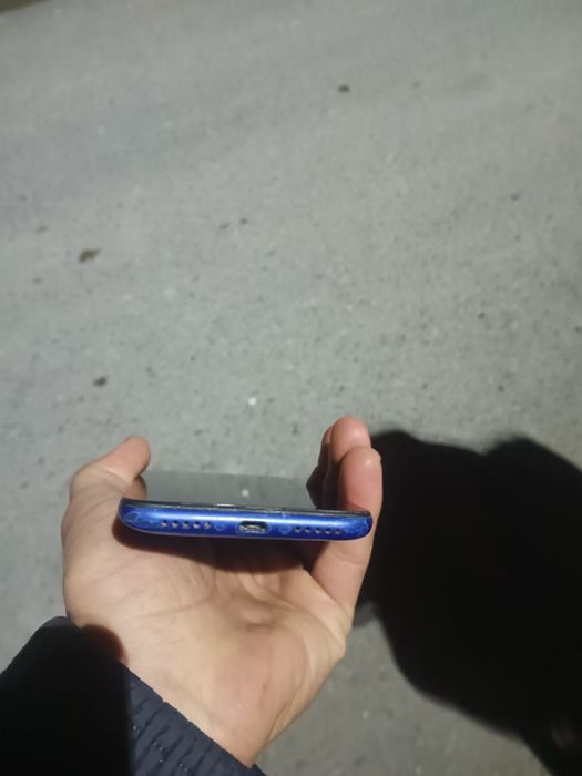 Redmi 7 koʻk 4/64 gb