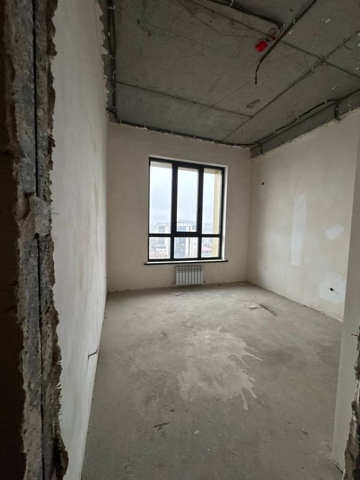 Oz Mahal Продается 1 комнатная квартира коробка ул.Новомосковская