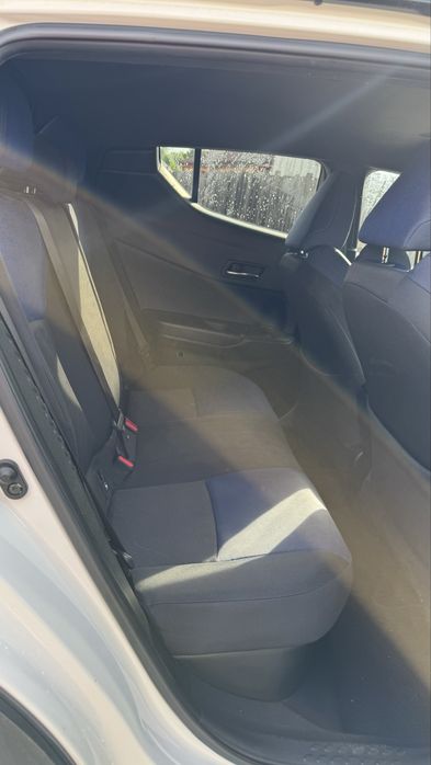Toyota CHR 1,8 hybrid